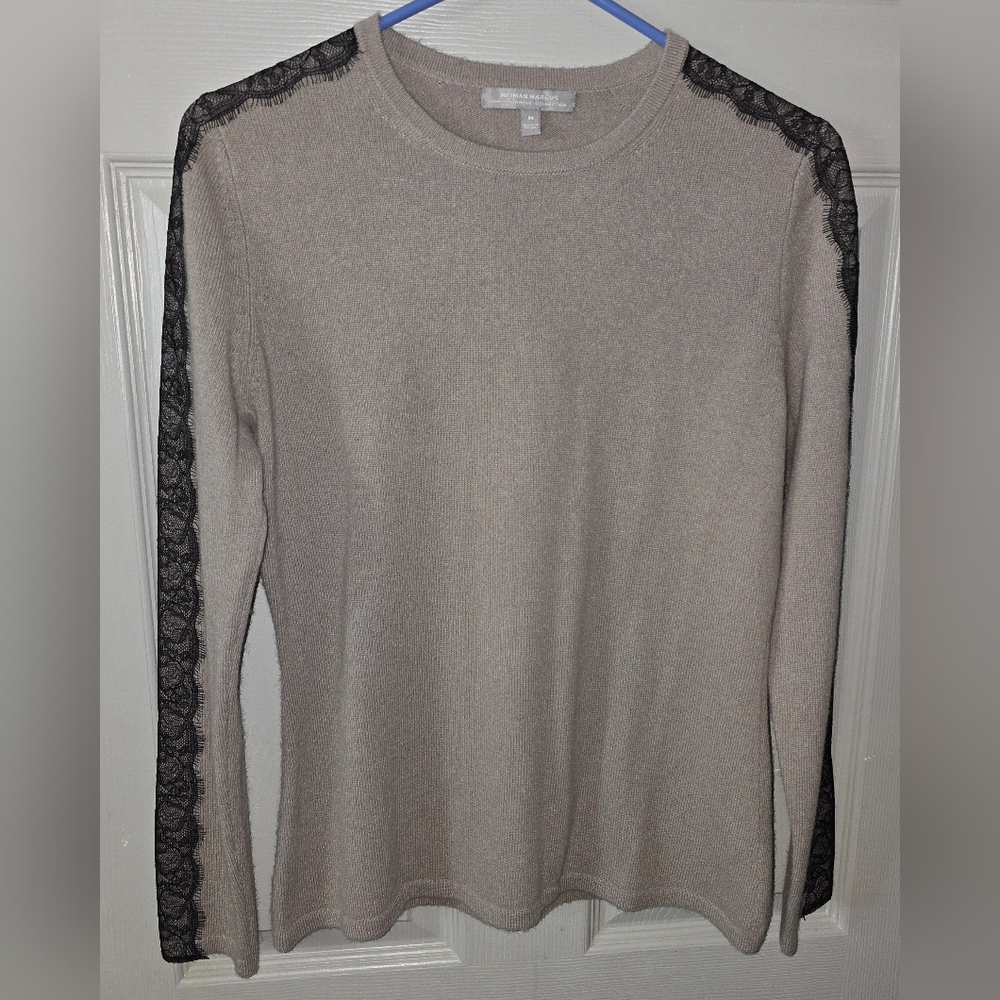 Neiman Marcus The Cashmere Collection Lace Trim Beige Cashmere Sweater M *READ* - Picture 3 of 9